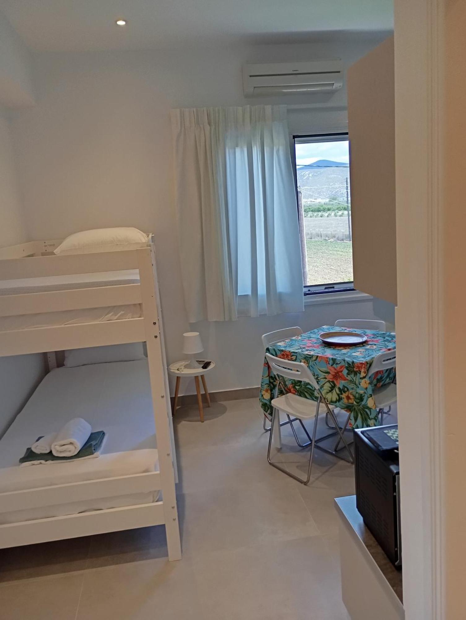 Anastasias Apartments 伊利亚 外观 照片