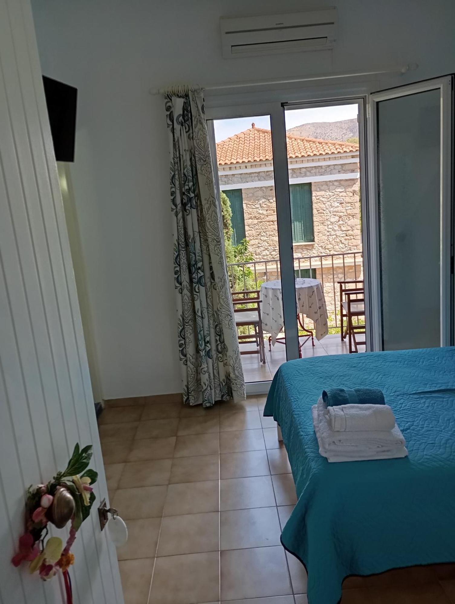 Anastasias Apartments 伊利亚 外观 照片